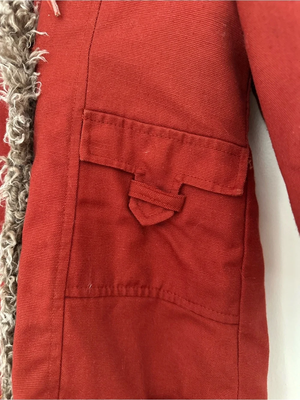 VTG 60s Kids Rainbow faux fur Lined Red canvas Hooded Parka Winter jacket.